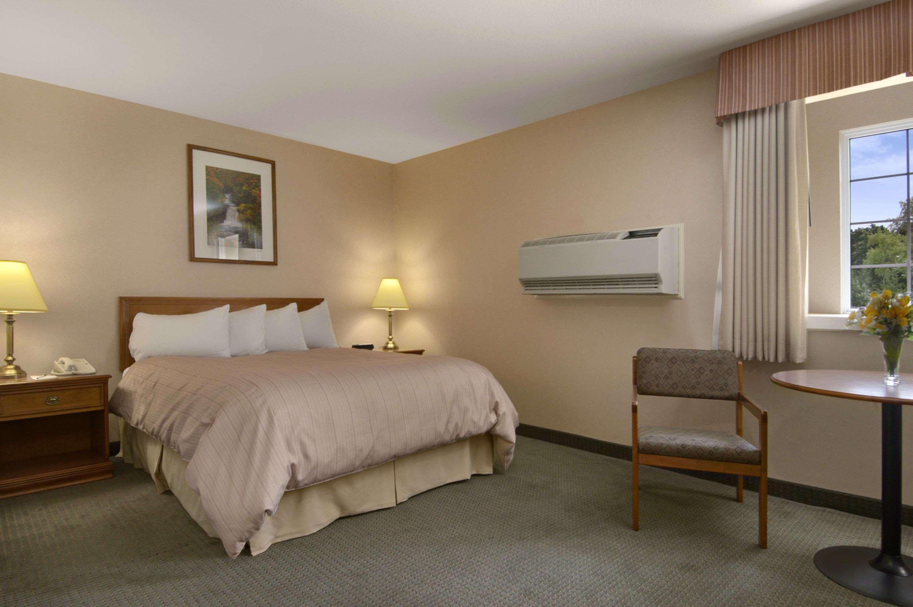 Days Inn By Wyndham Γκελφ Εξωτερικό φωτογραφία