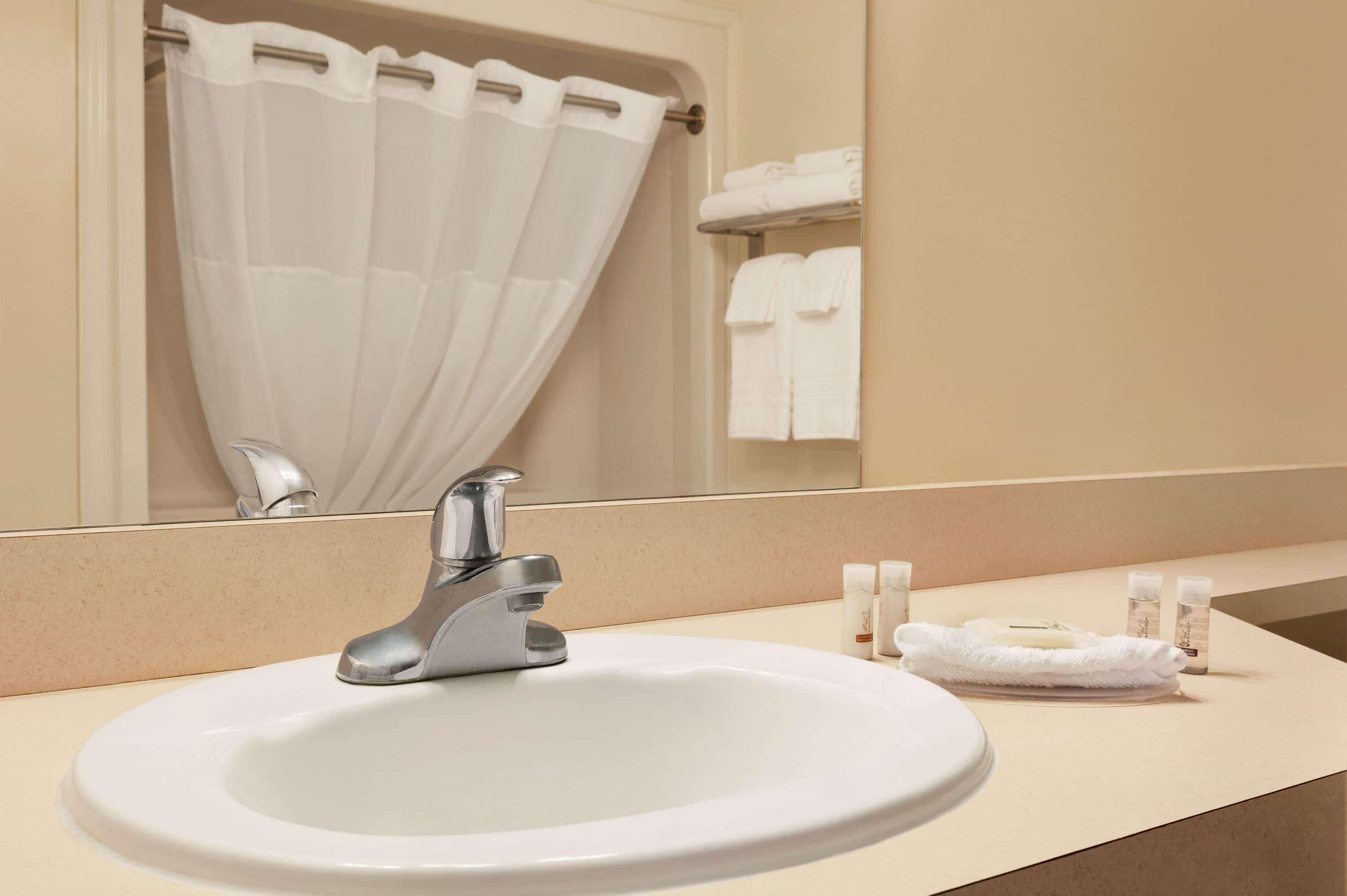 Days Inn By Wyndham Γκελφ Εξωτερικό φωτογραφία