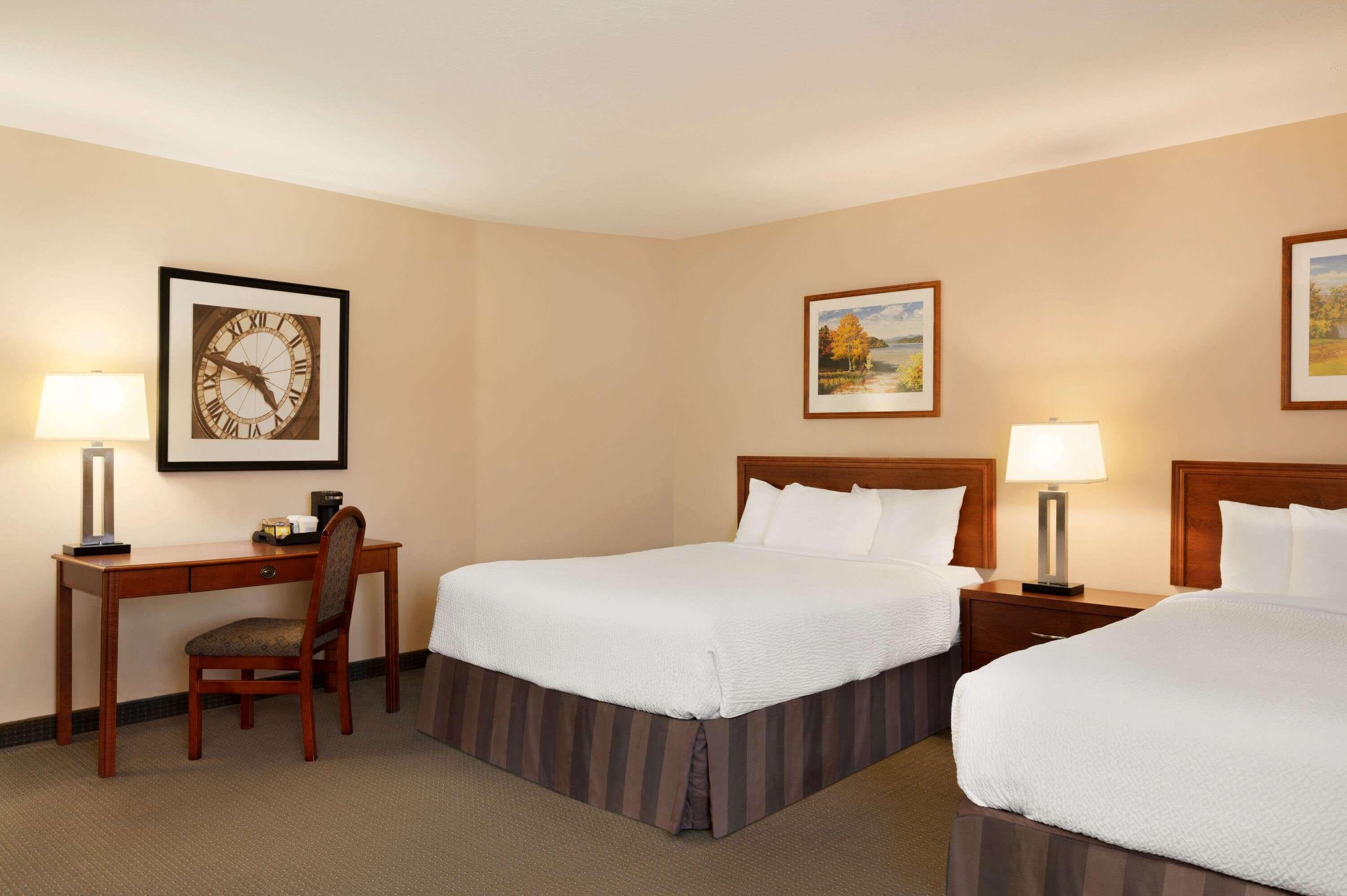 Days Inn By Wyndham Γκελφ Εξωτερικό φωτογραφία